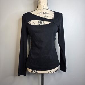 A new day long sleeve black cutout top sz L